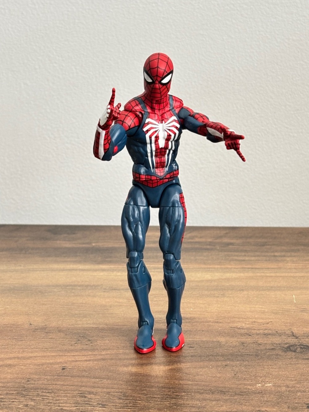 Marvel Gamerverse Articulated PETER PARKER SPIDER-MAN Action Figure 2016 Hasbro